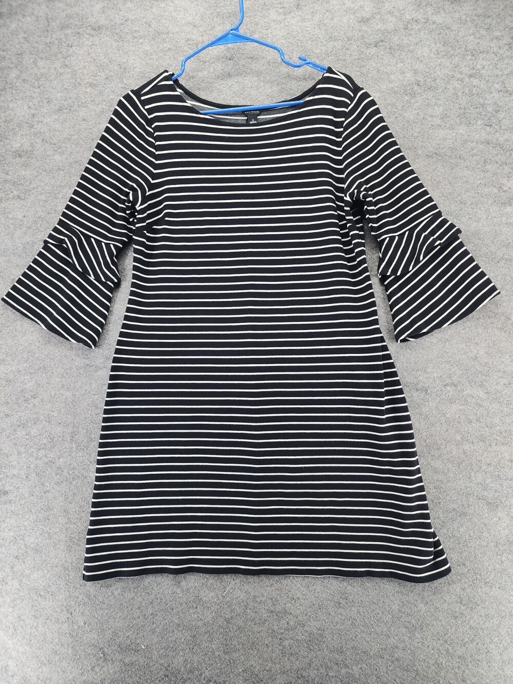 Ann Taylor Dress Womens 8 3/4 Sleeve Black White Striped Bell Sleeve